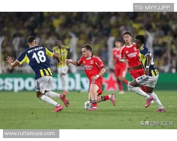 本菲卡迎战阿拉维斯争夺欧战资格的关键对决即将上演