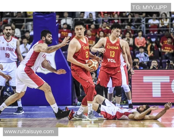 男篮蓝队与芬兰精彩对决全场录像回放分析与精彩瞬间集锦