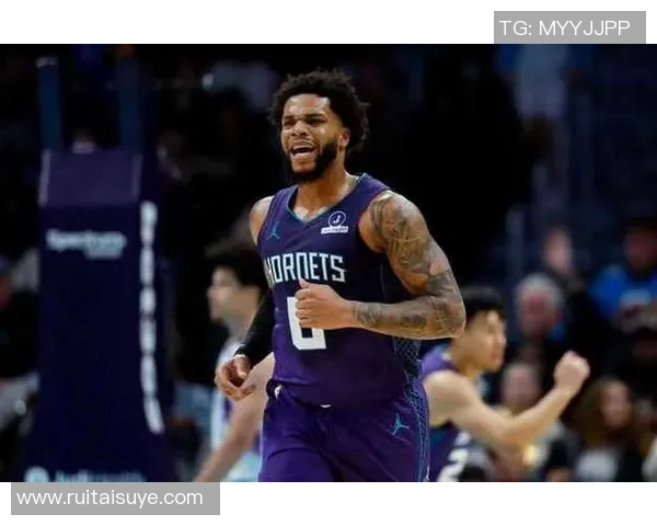 爵士队与黄蜂队精彩对决全场回放分析与精彩瞬间回顾