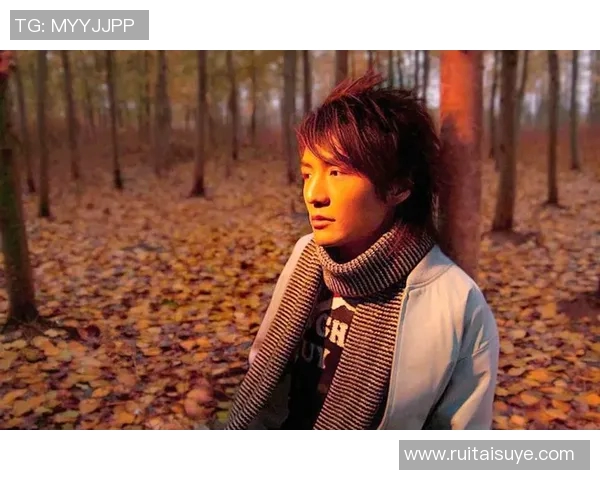 王岚的音乐旅程与人生哲学探索：从歌坛新星到艺术人生的蜕变之路